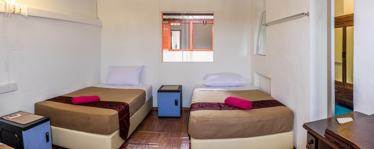 Hotel D'riverside 2*